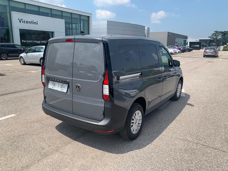 Volkswagen VIC Caddy FURG Cargo75 CRD M6