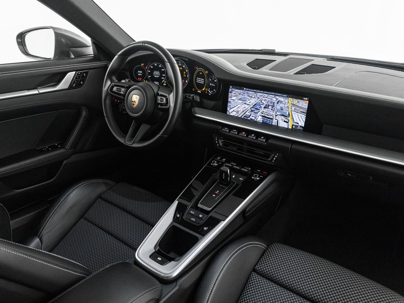 Porsche 911 coupe 3.0 carrera 4s auto