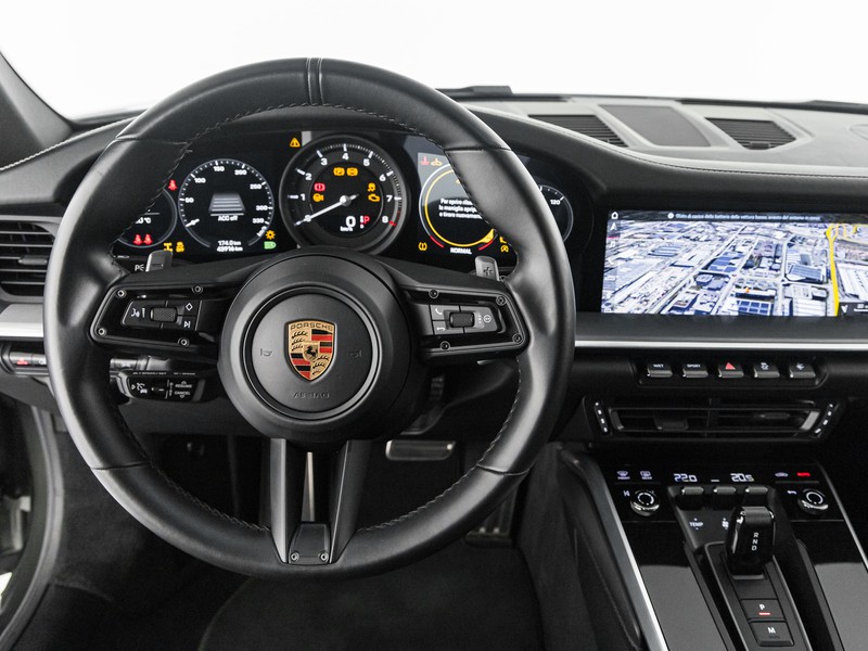 Porsche 911 coupe 3.0 carrera 4s auto
