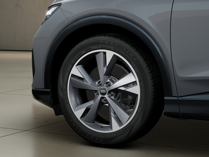 Audi Q4 e-tron 40 business advanced