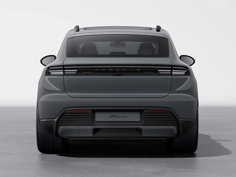 Porsche Macan 4
