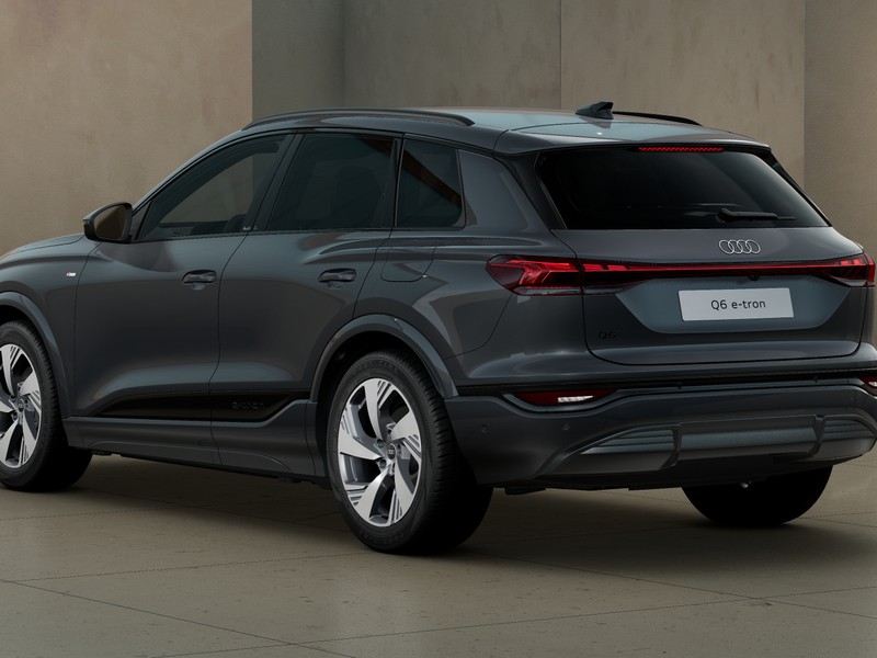 Audi Q6 e-tron s line edition 292cv