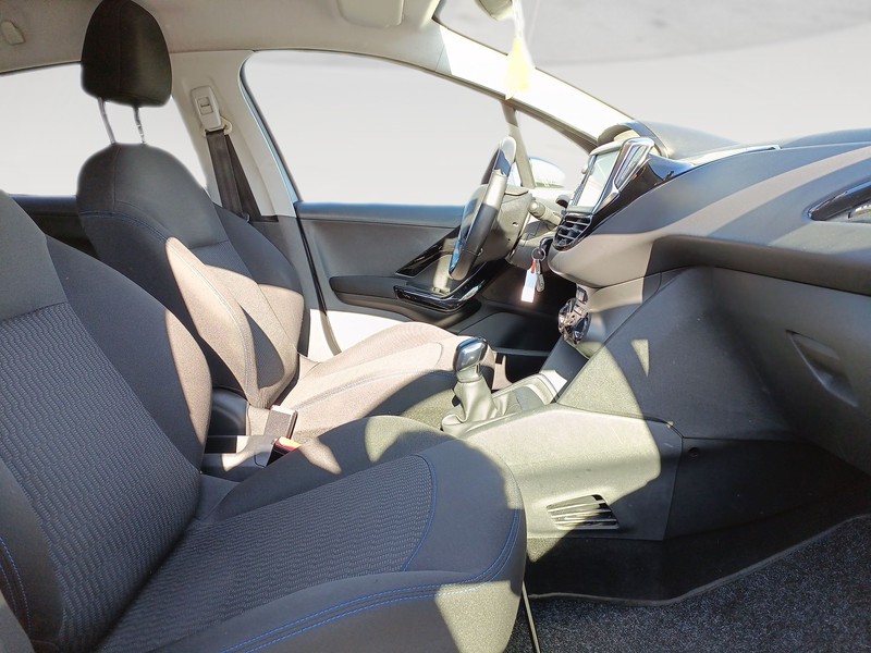 Peugeot 208 5p 1.2 puretech allure s&s 82cv my18
