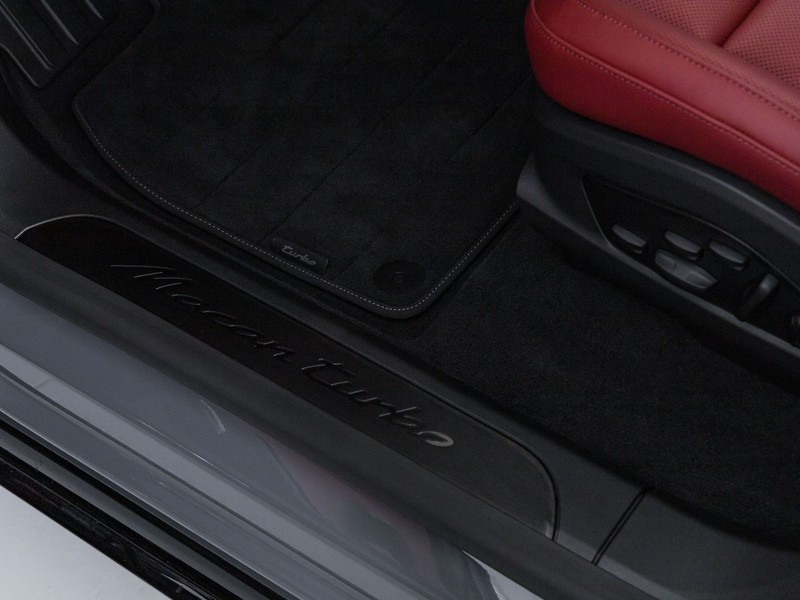Porsche Macan Turbo