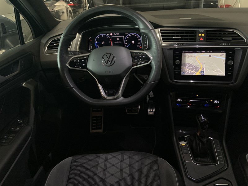 Volkswagen Tiguan 2.0 tdi r-line 150cv dsg