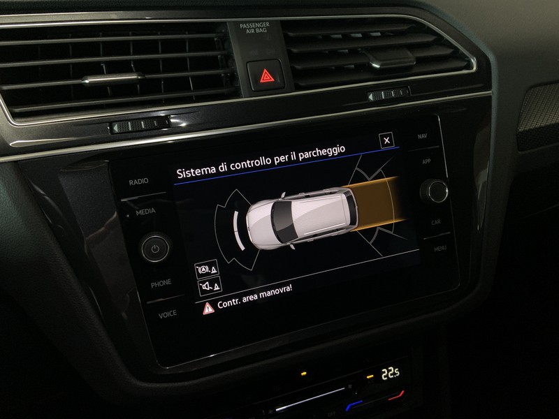 Volkswagen Tiguan 2.0 tdi r-line 150cv dsg