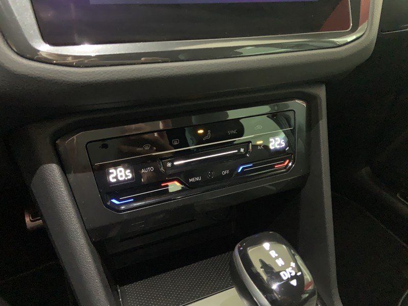 Volkswagen Tiguan 2.0 tdi r-line 150cv dsg