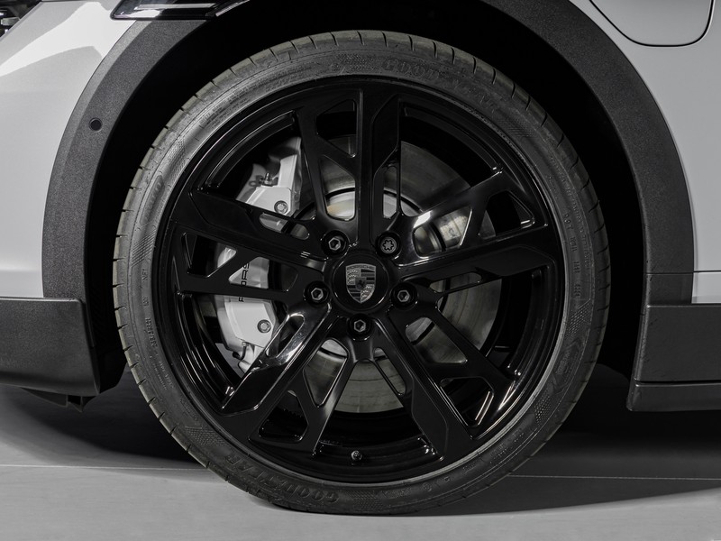 Porsche Taycan Turbo Cross Turismo
