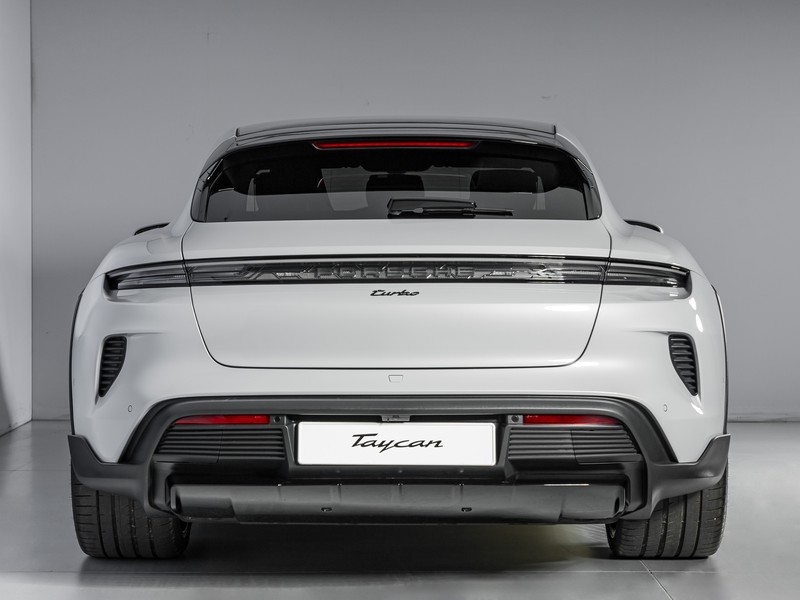 Porsche Taycan Turbo Cross Turismo