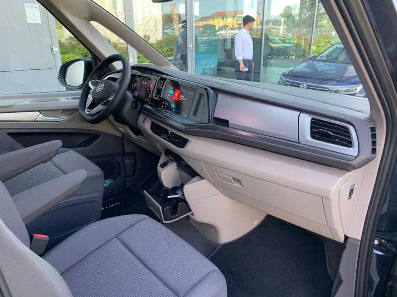 Volkswagen VIC T7 Multivan 2.0 tdi space 150cv dsg 7p.ti
