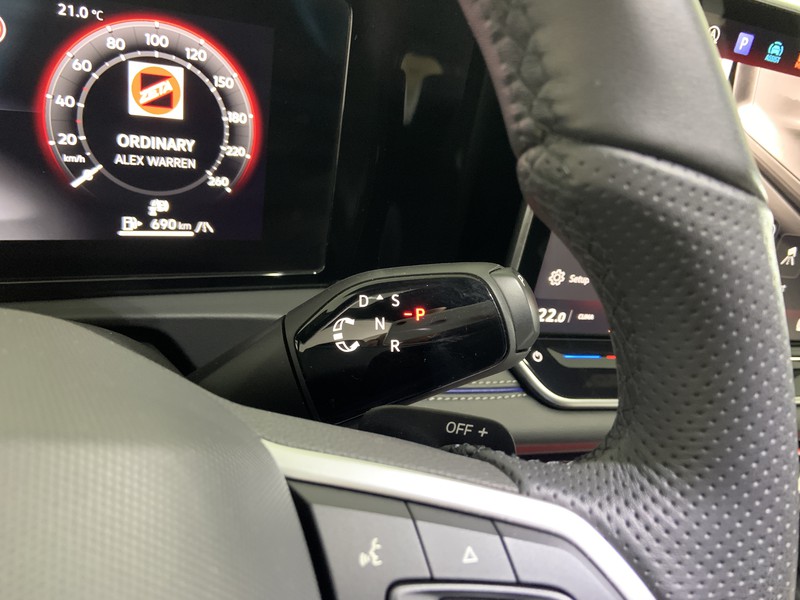 Volkswagen Tiguan 2.0 tdi r-line 150cv dsg