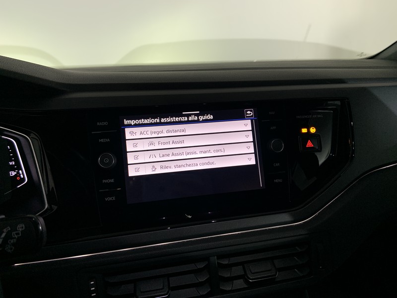 Volkswagen Taigo 1.5 tsi r-line 150cv dsg