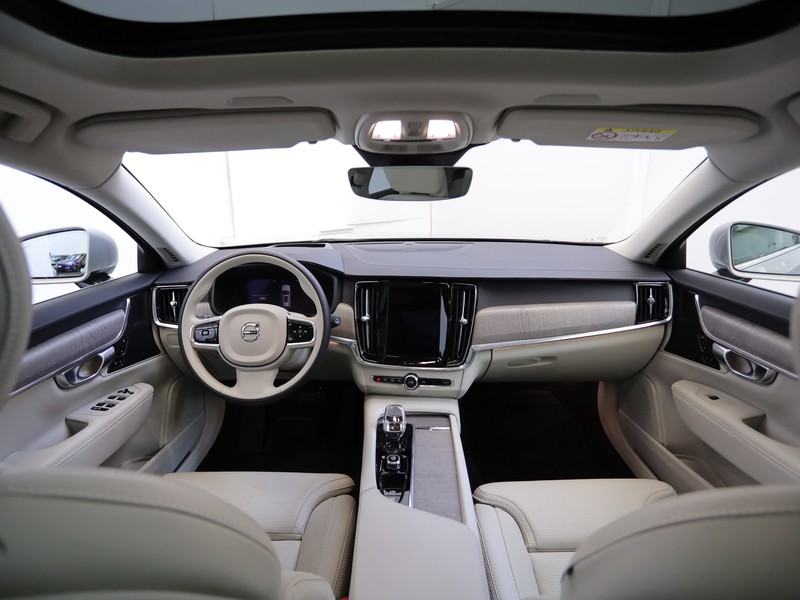 Volvo V90 2.0 b4 plus bright auto