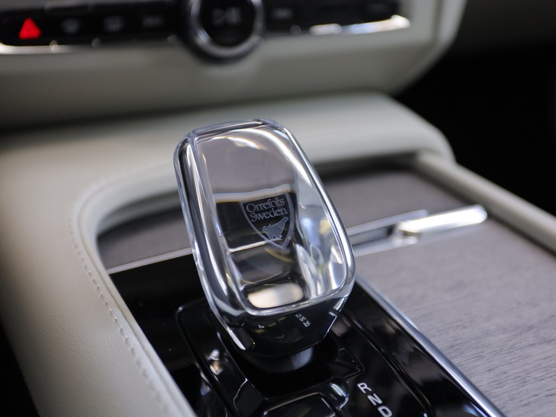 Volvo V90 2.0 b4 plus bright auto