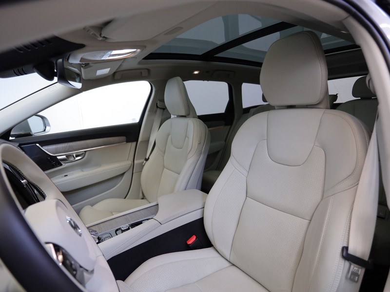 Volvo V90 2.0 b4 plus bright auto