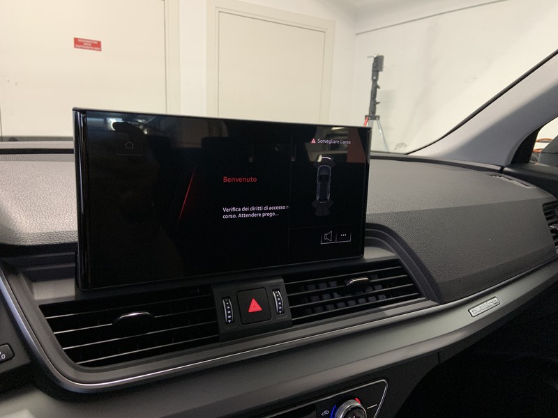 Audi Q5 50 2.0 tfsi e business quattro s-tronic