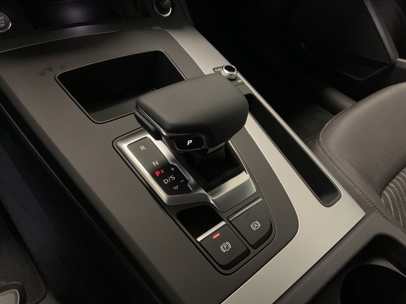 Audi Q5 50 2.0 tfsi e business quattro s-tronic
