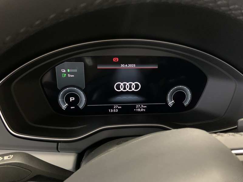 Audi Q5 50 2.0 tfsi e business quattro s-tronic