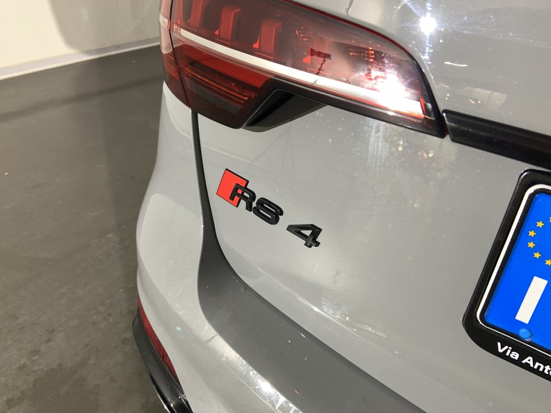 Audi RS4 avant 2.9 tfsi quattro 450cv tiptronic
