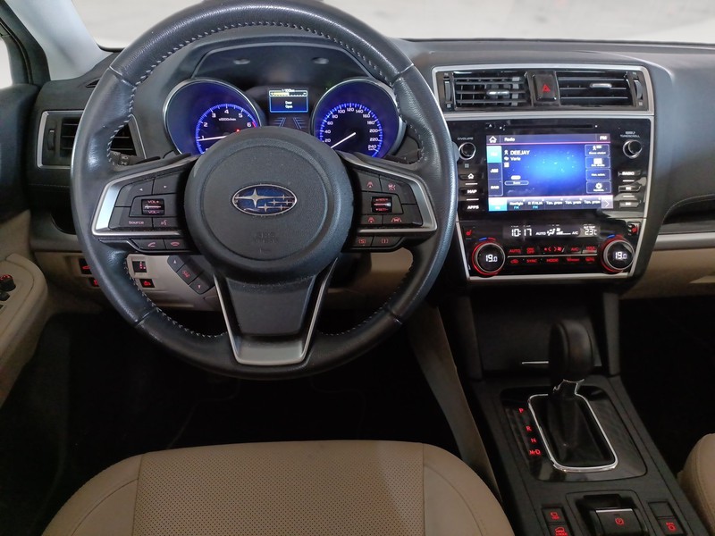 Subaru Outback 2.5i premium lineartronic