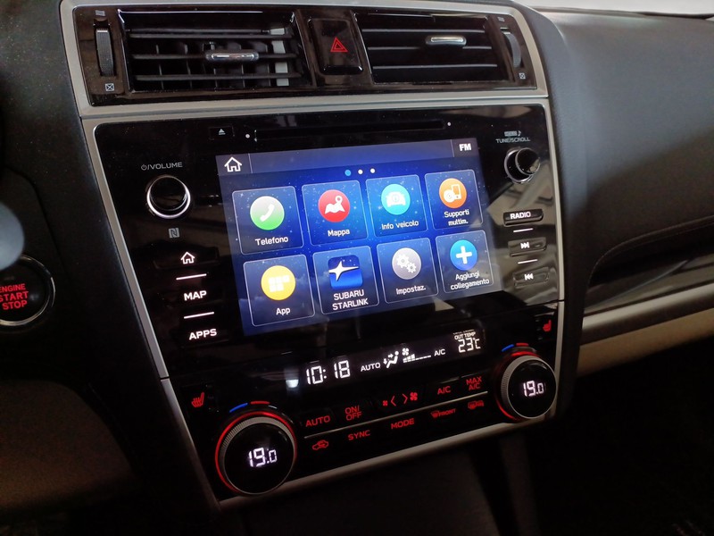 Subaru Outback 2.5i premium lineartronic