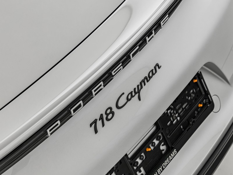 Porsche Cayman 718 Style Edition