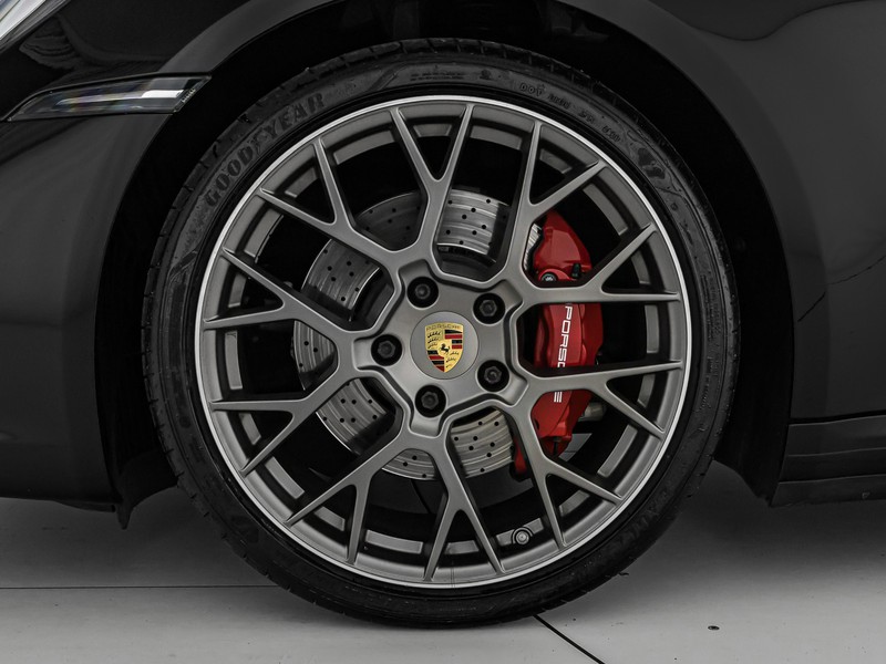 Porsche 911 coupe 3.0 carrera 4s auto