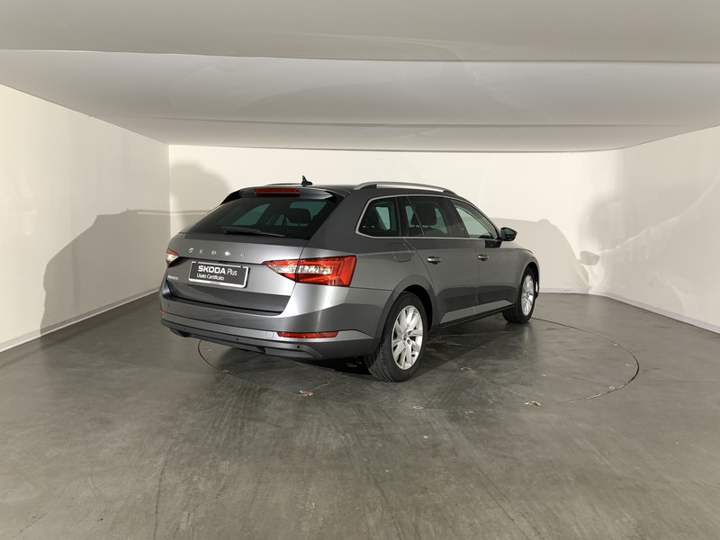 Skoda Superb wagon 2.0 tdi evo executive 150cv dsg