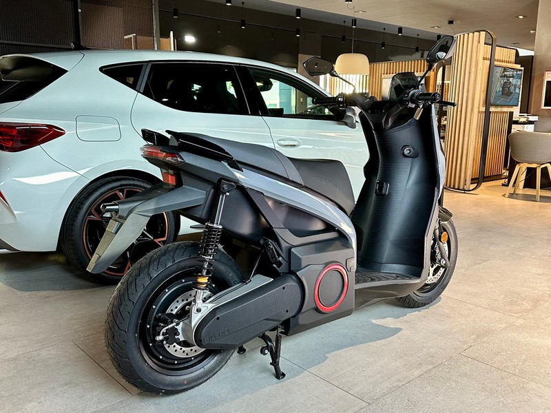 Seat MO eScooter 125 GreyR7/9kW