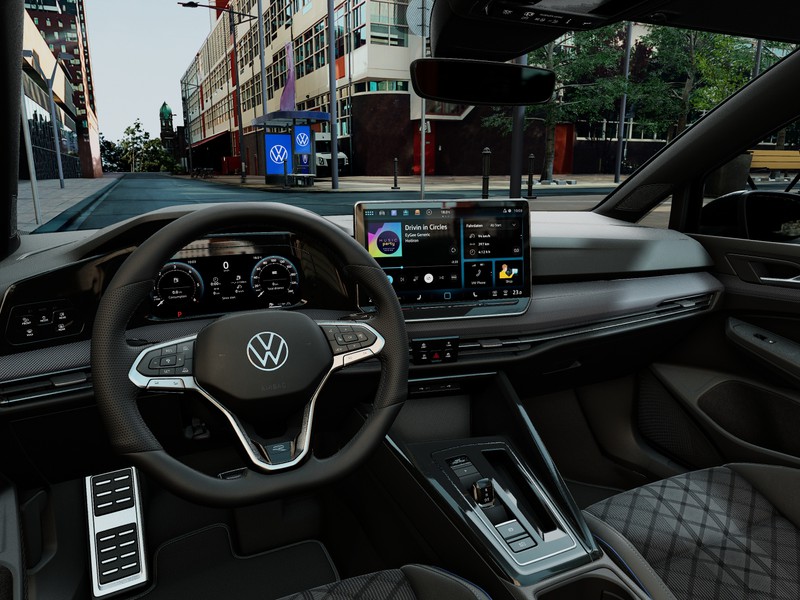 Volkswagen Golf 1.5 etsi r-line plus 150cv dsg