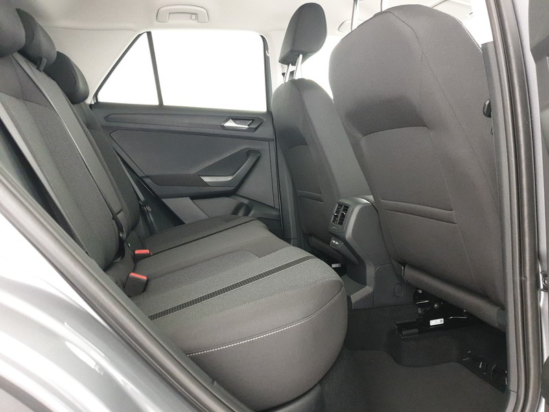 Volkswagen T-Roc 1.5 tsi sport dsg