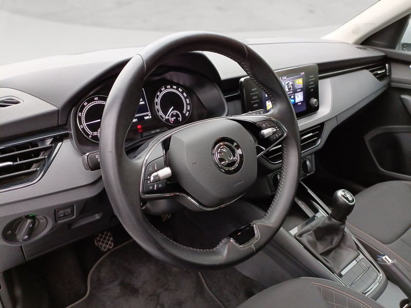 Skoda Kamiq 1.0 tsi ambition 110cv