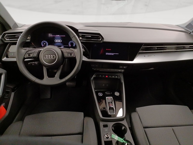 Audi A3 allstreet 35 2.0 tdi business advanced s-tronic