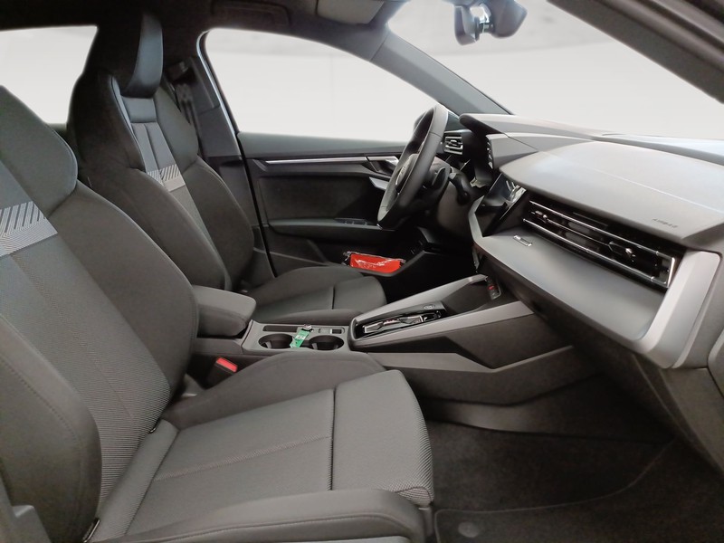 Audi A3 allstreet 35 2.0 tdi business advanced s-tronic
