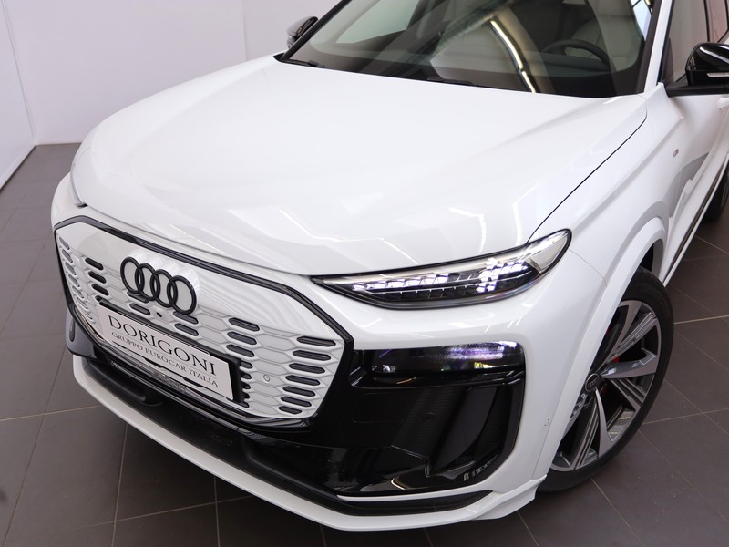 Audi Q6 e-tron s line edition quattro 387cv