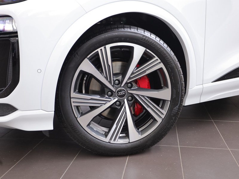Audi Q6 e-tron s line edition quattro 387cv