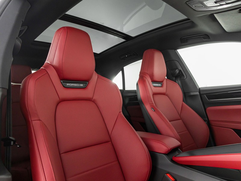 Porsche Macan 4