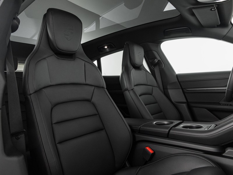 Porsche Taycan 4 Cross Turismo
