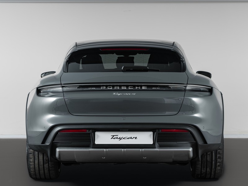 Porsche Taycan 4 Cross Turismo
