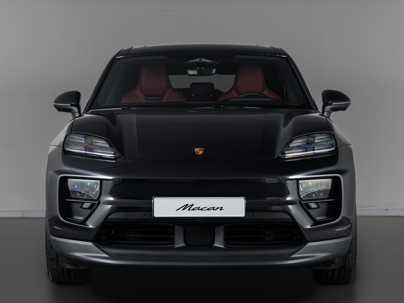 Porsche Macan 4