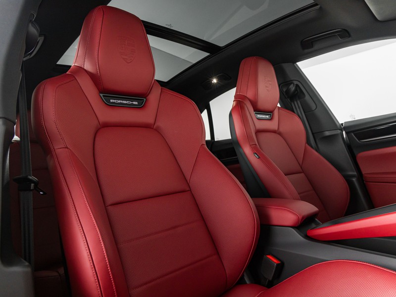 Porsche Macan 4