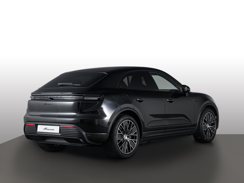 Porsche Macan 4
