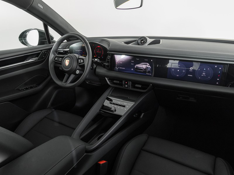 Porsche Macan 4