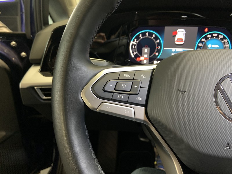 Volkswagen Golf 1.0 etsi evo life 110cv dsg