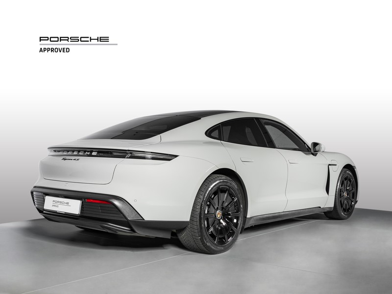 Porsche Taycan 4S