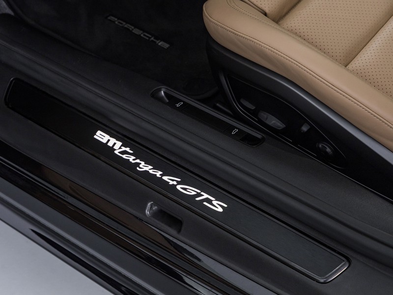 Porsche 911 targa 3.0 4 gts auto