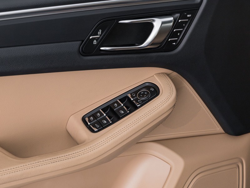 Porsche Macan 2.0 245cv pdk