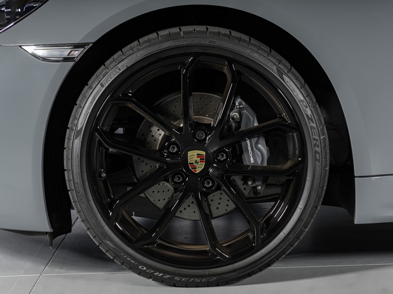 Porsche Cayman 718 Style Edition