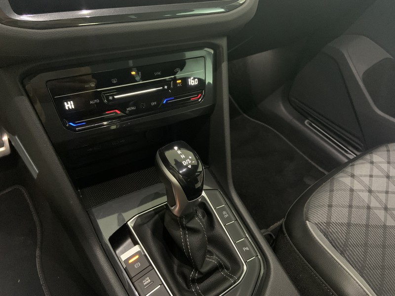Volkswagen Tiguan 2.0 tdi r-line 150cv dsg