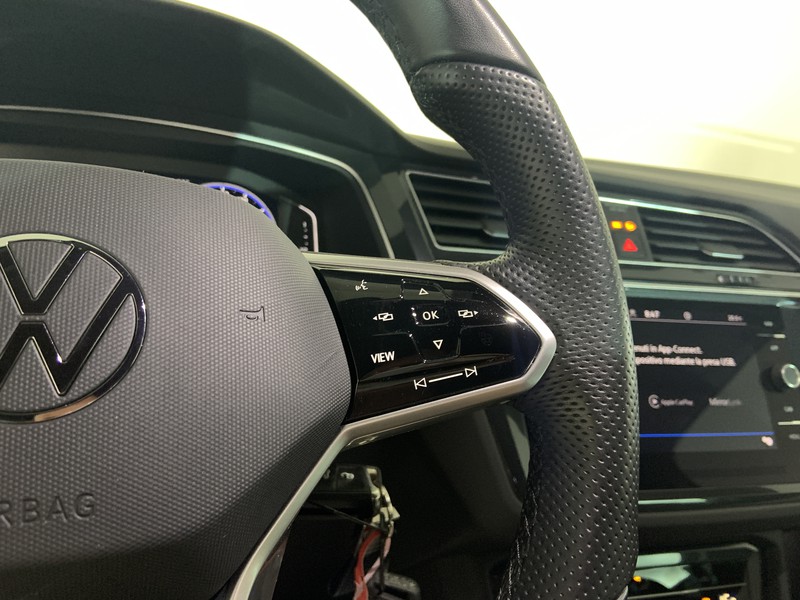 Volkswagen Tiguan 2.0 tdi r-line 150cv dsg